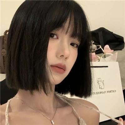 这个男人有点色